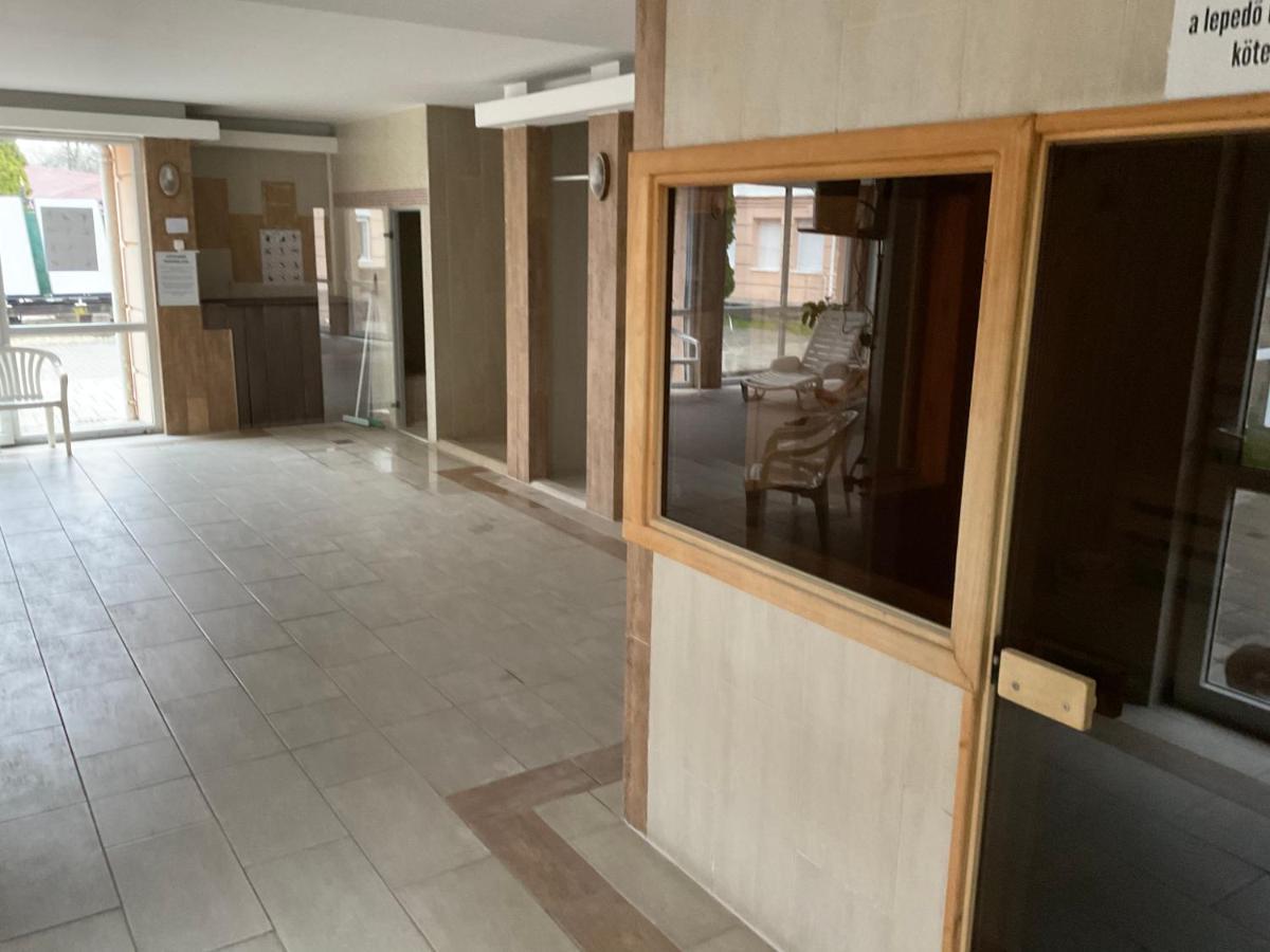 Sport Apartman Hajdúszoboszló Extérieur photo